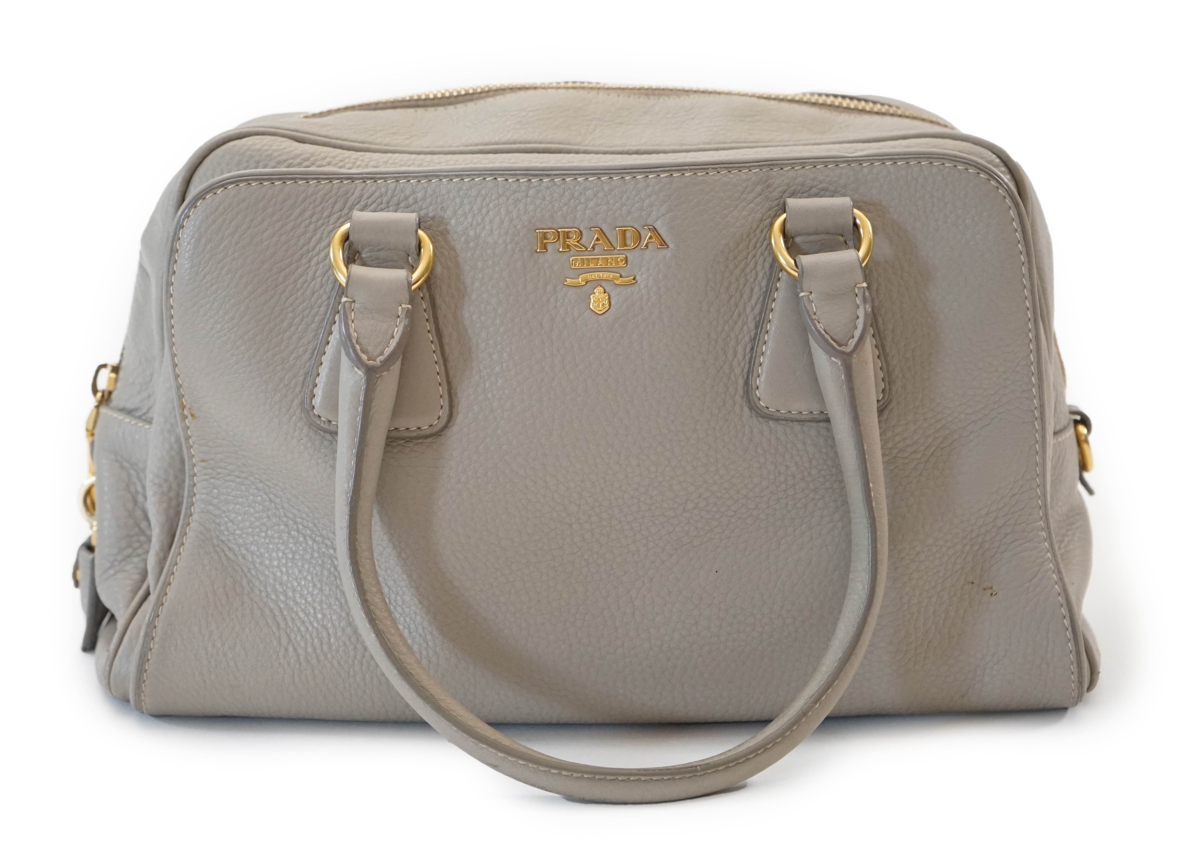 A Prada Vitello Daino Pomice leather handbag, width 35cm, depth 20cm, approx height 20cm